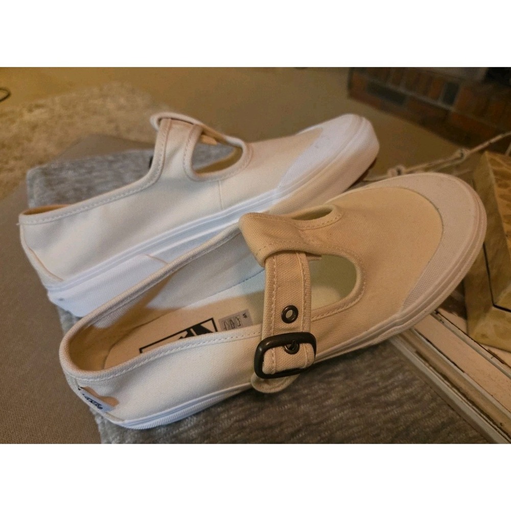 VANS Mary Jane Style 93 Shoe Classic Sz 6.5 Off White Chunky‎ Lug Sole NEW